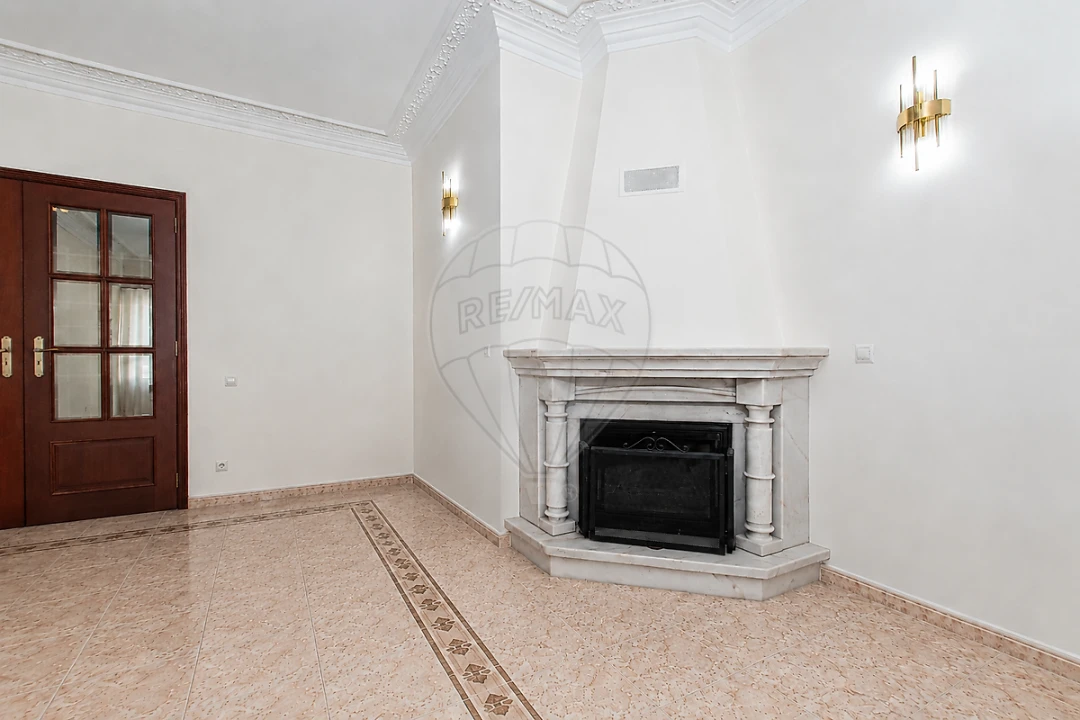 Apartamento T3 para Venda em Arruda dos Vinhos Foto 16