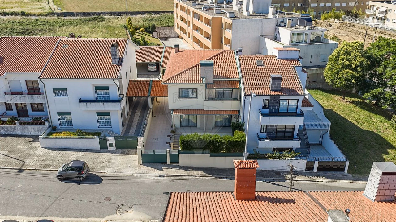 Moradia T4 para Venda em Custóias, Leça do Balio e Guifões Foto 43