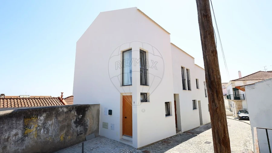 Moradia T1 para Venda em Azambuja
