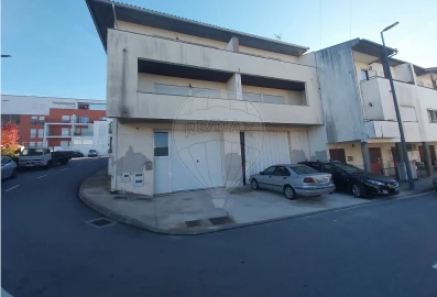 Loja para Venda em Ponte da Barca, V.N. Muía, Paço Vedro Magalhães