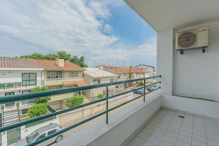 Moradia T4 para Venda em Cidade da Maia Foto 5