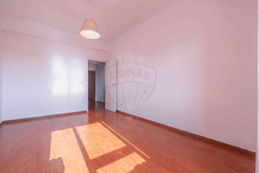 Apartamento T2 para Venda em Buarcos Foto 18