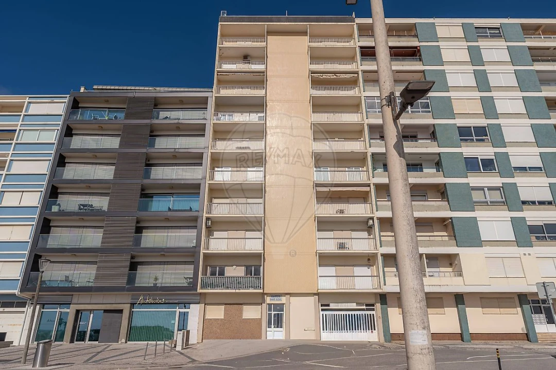 Apartamento T2 para Venda em Buarcos Foto 12