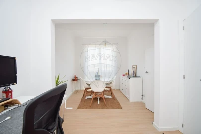Apartamento T2 para Venda em Queluz e Belas