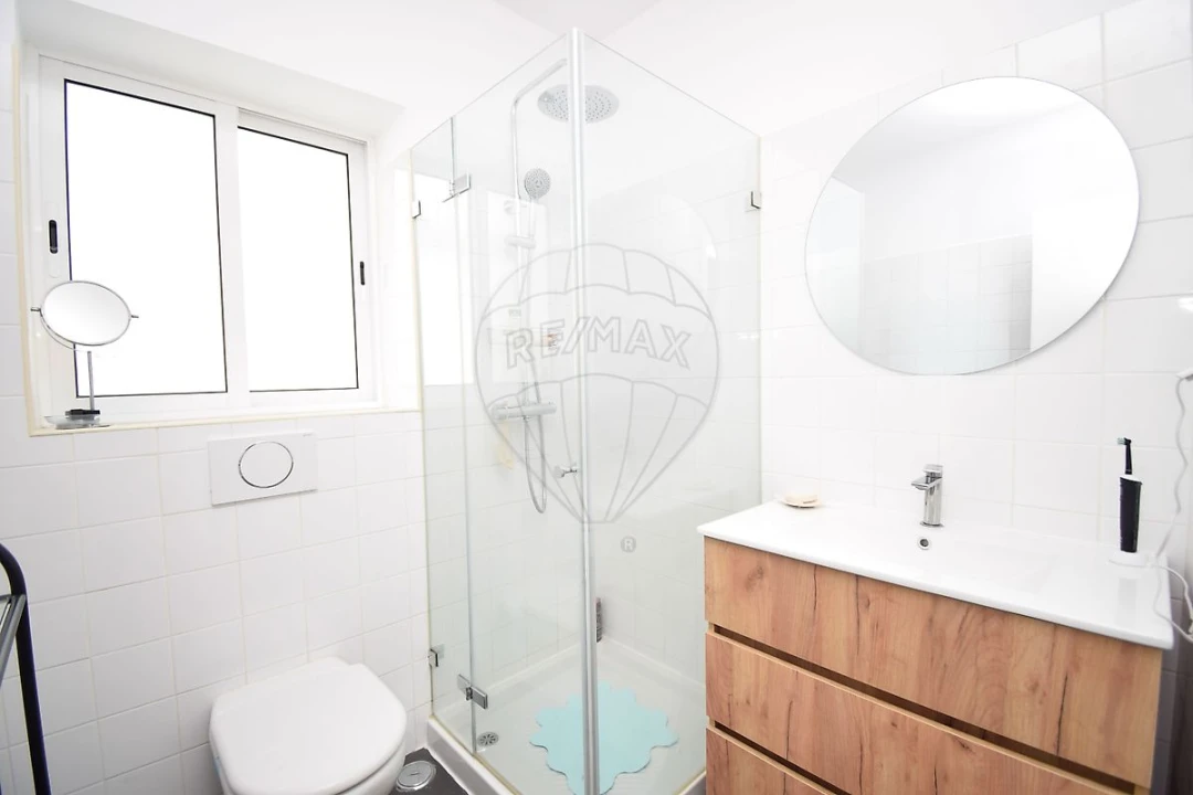 Apartamento T2 para Venda em Queluz e Belas Foto 7