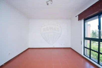 Apartamento T2 para Venda em Algueirão-Mem Martins