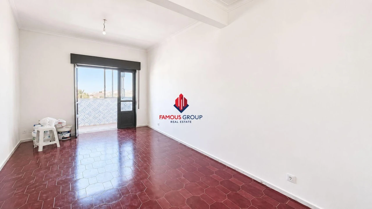 Apartamento T2 para Venda em Portimão Foto 5