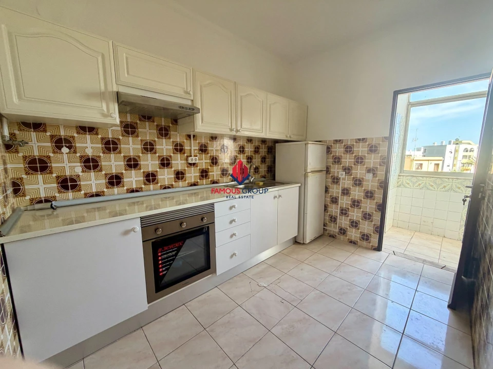 Apartamento T2 para Venda em Portimão Foto 7