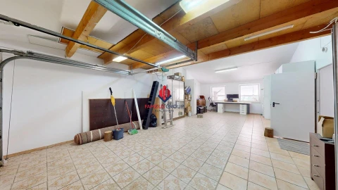 Moradia T4 para Venda em Mexilhoeira Grande