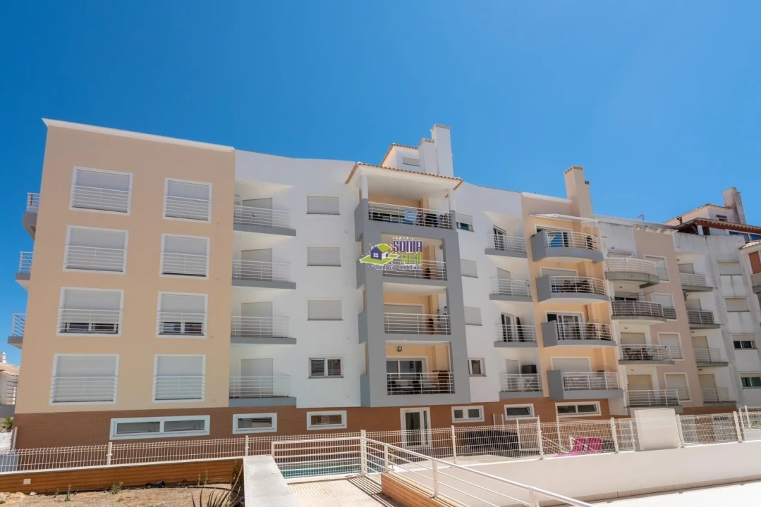 Apartamento T1 para Venda em Armação de Pera Foto 1
