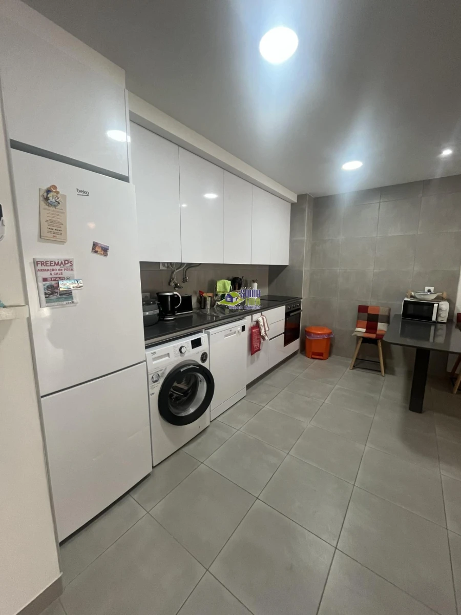 Apartamento T1 para Venda em Armação de Pera Foto 11