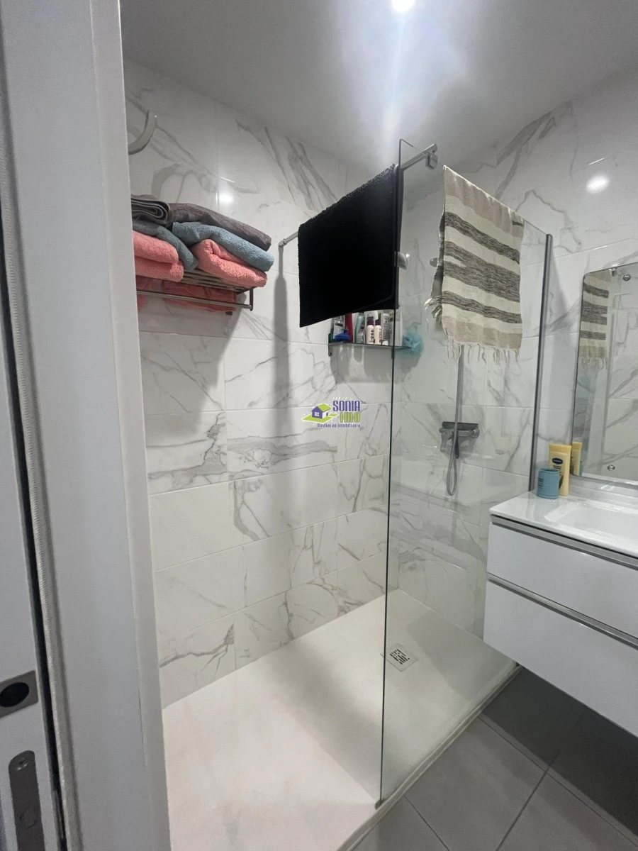 Apartamento T1 para Venda em Armação de Pera Foto 23