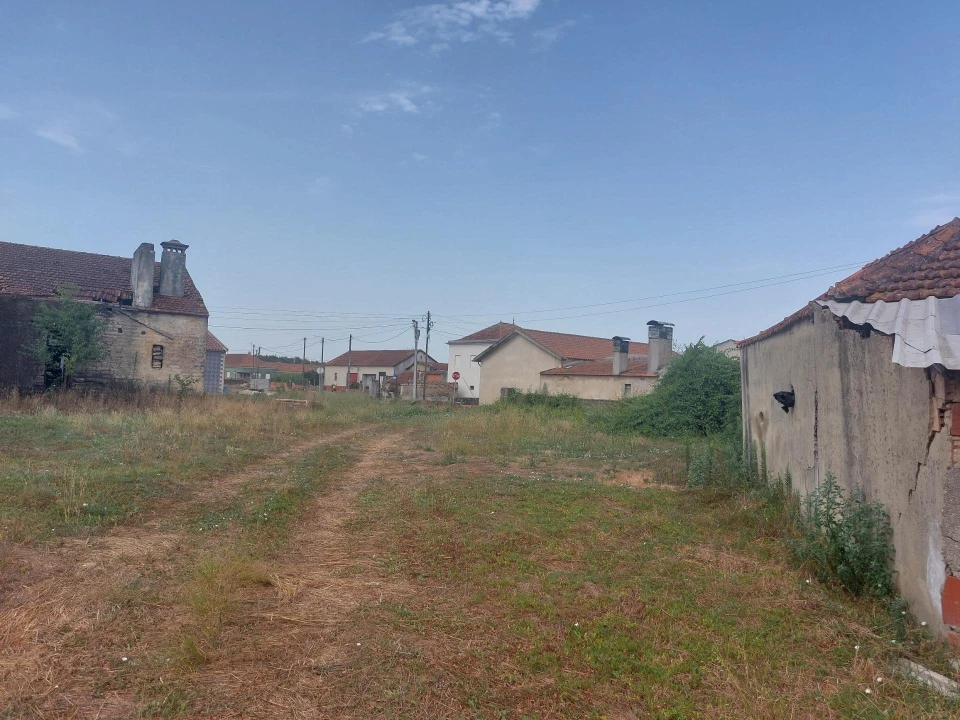 Moradia T2 para Venda em Oiã Foto 22