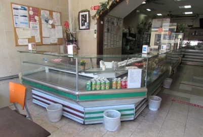 Prédio para Venda em Canelas
