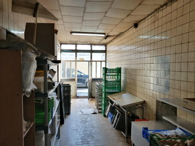 Prédio para Venda em Canelas Foto 13