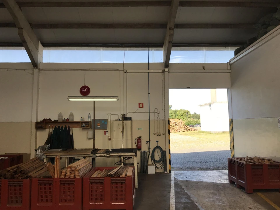 Armazém para Venda em Santa Maria da Feira, Travanca, Sanfins e Espargo Foto 9