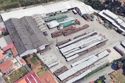 Armazém para Venda em Santa Maria da Feira, Travanca, Sanfins e Espargo