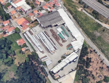 Armazém para Venda em Santa Maria da Feira, Travanca, Sanfins e Espargo