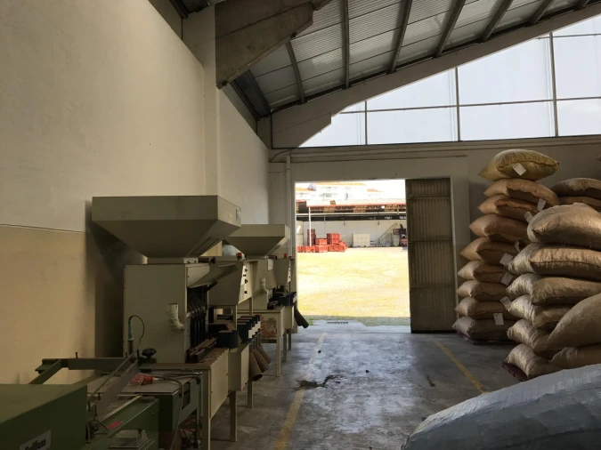 Armazém para Venda em Santa Maria da Feira, Travanca, Sanfins e Espargo Foto 7