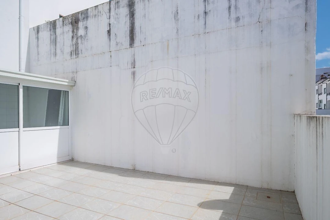 Apartamento T2 para Venda em Creixomil Foto 10