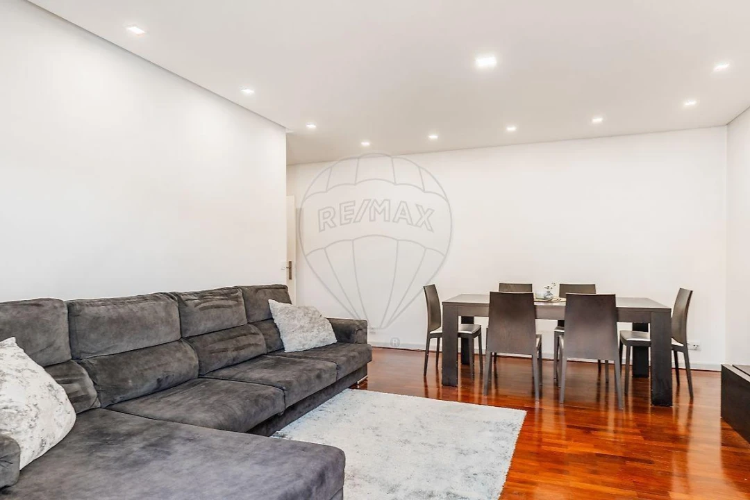 Apartamento T2 para Venda em Creixomil Foto 20