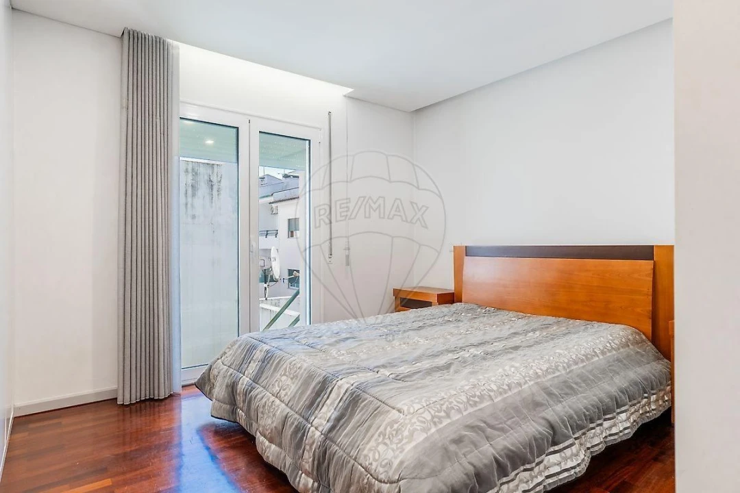 Apartamento T2 para Venda em Creixomil Foto 5