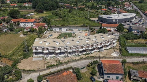 Moradia T3 para Venda em Rendufe