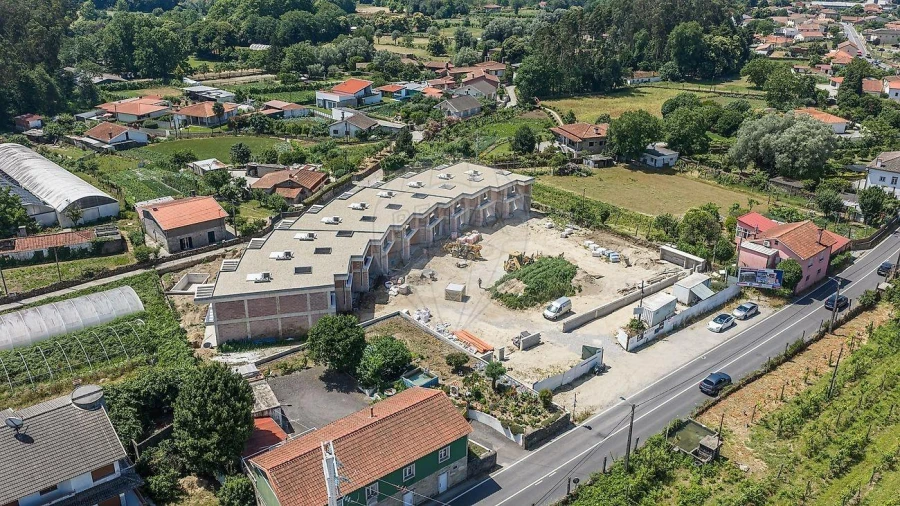 Moradia T3 para Venda em Rendufe Foto 39