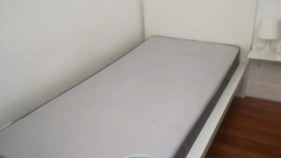 Quarto para Arrendamento em Arroios