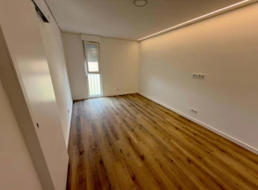 Apartamento T3 para Venda em Corroios