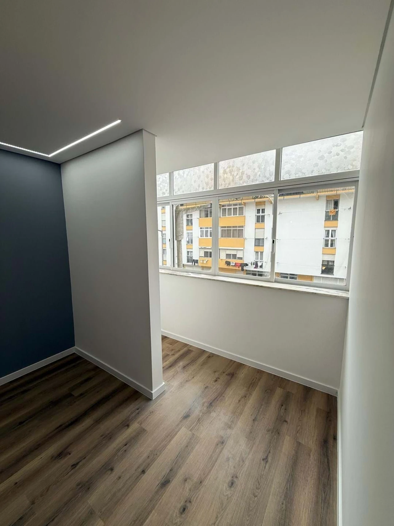 Apartamento T3 para Venda em Corroios Foto 2