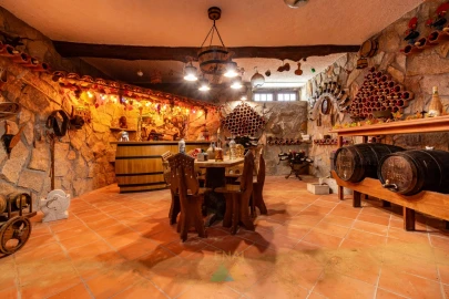 Quinta T3 para Venda em Calheiros