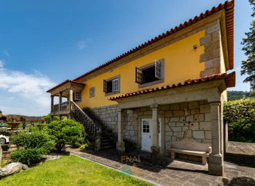 Quinta T3 para Venda em Calheiros