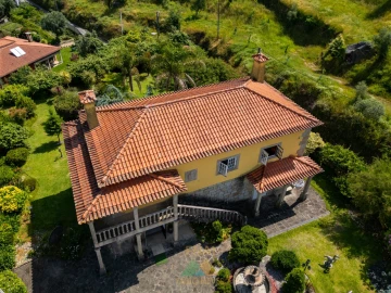 Quinta T3 para Venda em Calheiros