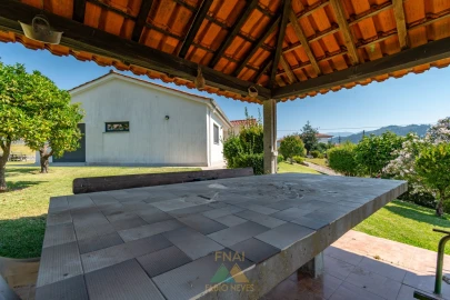 Moradia T3 para Venda em Guilhadeses e Santar
