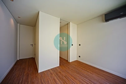 Moradia T3 para Venda em Gualtar