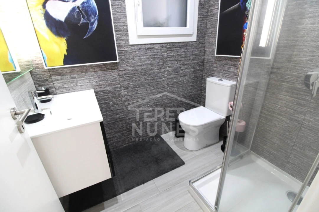 Moradia T3 para Venda em Fernao Ferro Foto 8