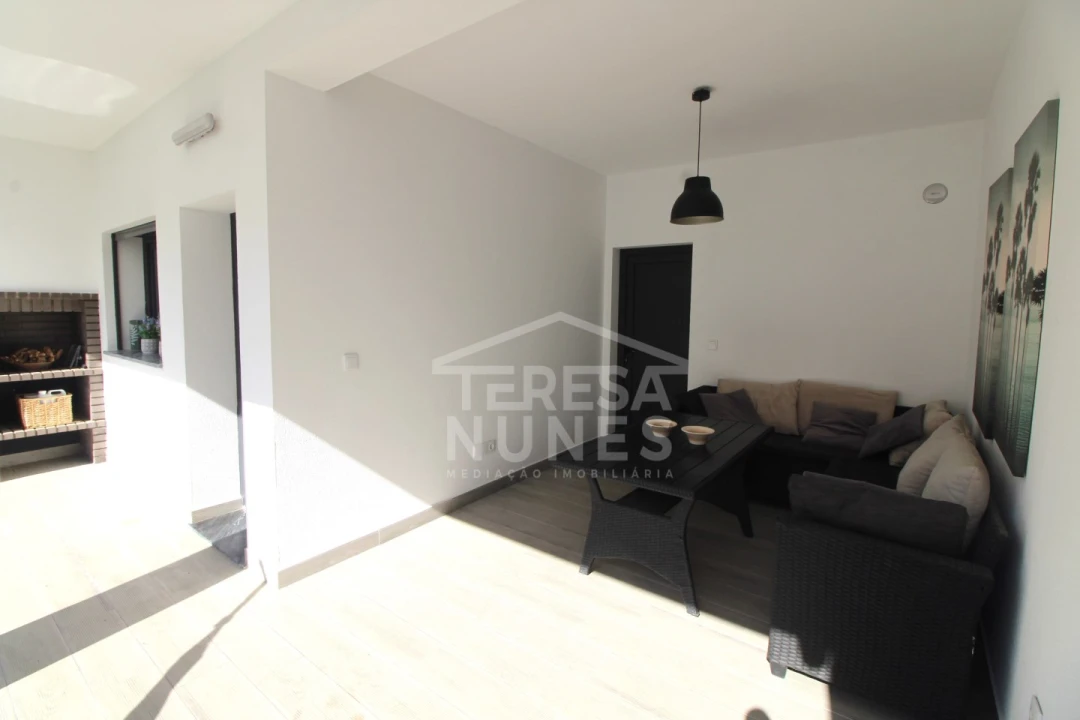 Moradia T3 para Venda em Fernao Ferro Foto 13