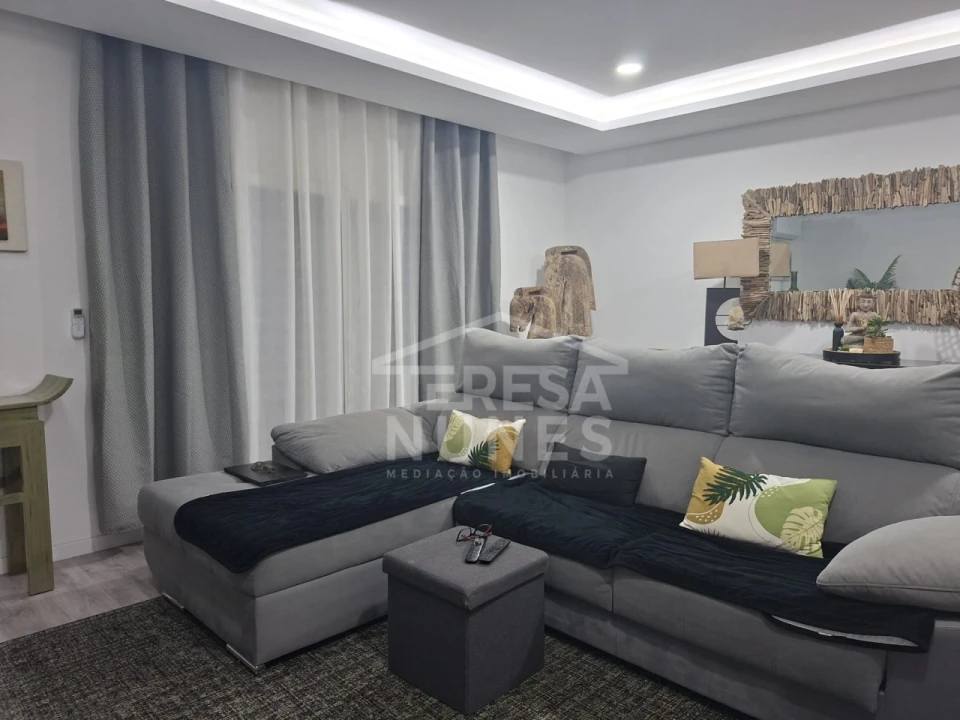 Moradia T3 para Venda em Fernao Ferro Foto 2