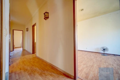 Moradia T6 para Venda em Porto Salvo