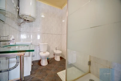 Moradia T6 para Venda em Porto Salvo