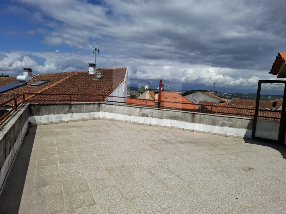 Moradia T3 para Venda em Oliveira do Conde Foto 33