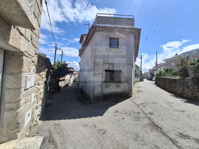 Moradia T3 para Venda em Oliveira do Conde Foto 48