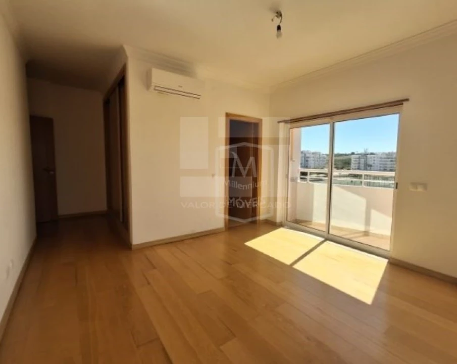 Apartamento T3 para Venda em Loule (São Clemente) Foto 5