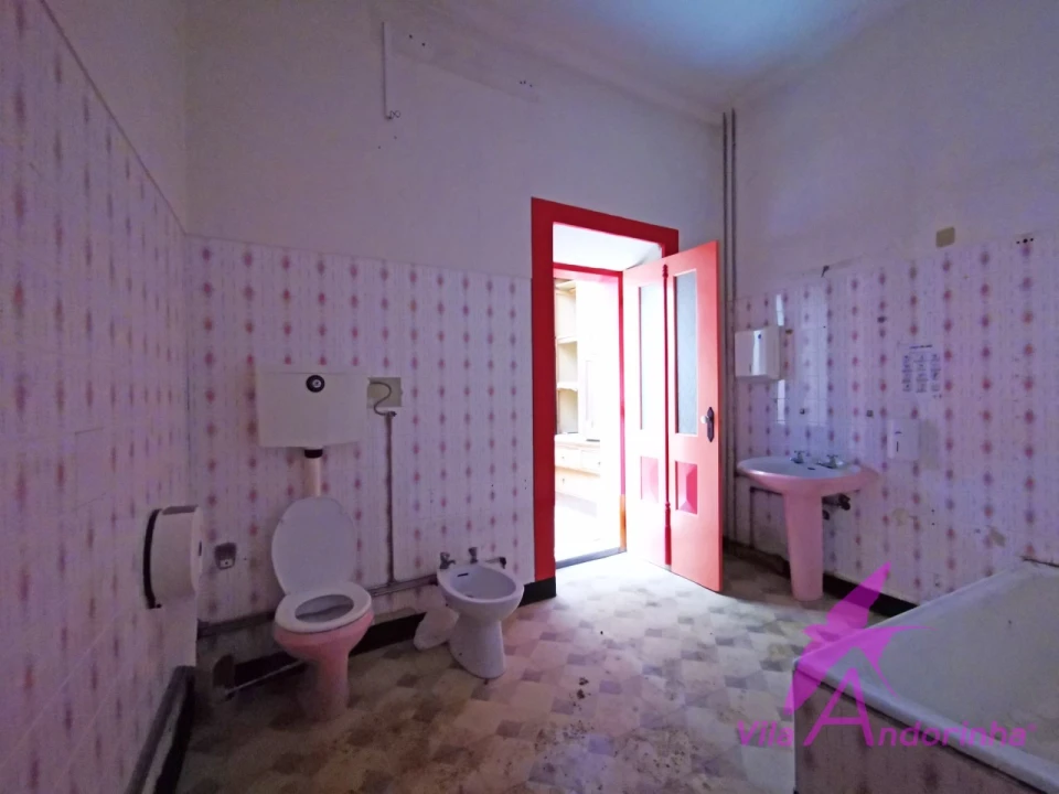 Prédio para Venda em Santa Maria Maior e Monserrate e Meadela Foto 18