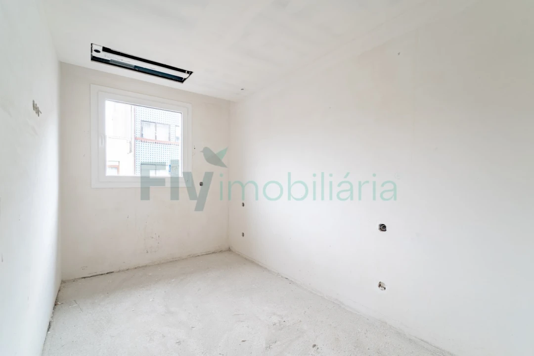 Apartamento T2 para Venda em Bonfim Foto 23