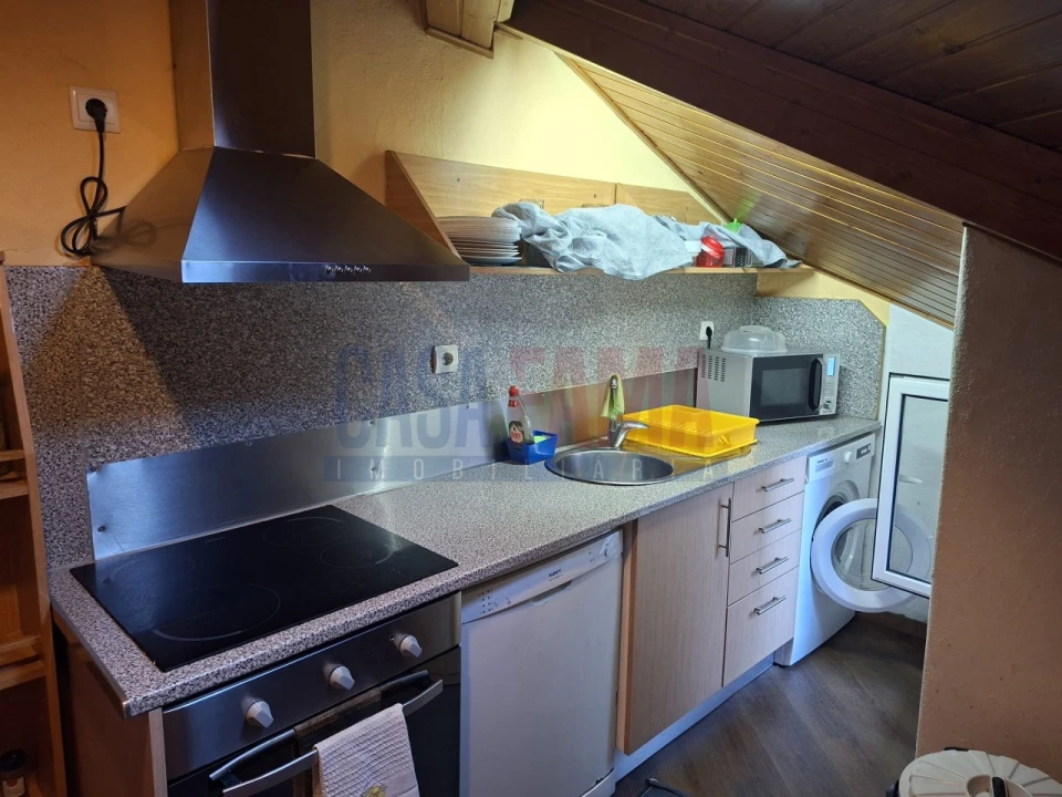 Moradia T4 para Venda em Covilhã e Canhoso Foto 3