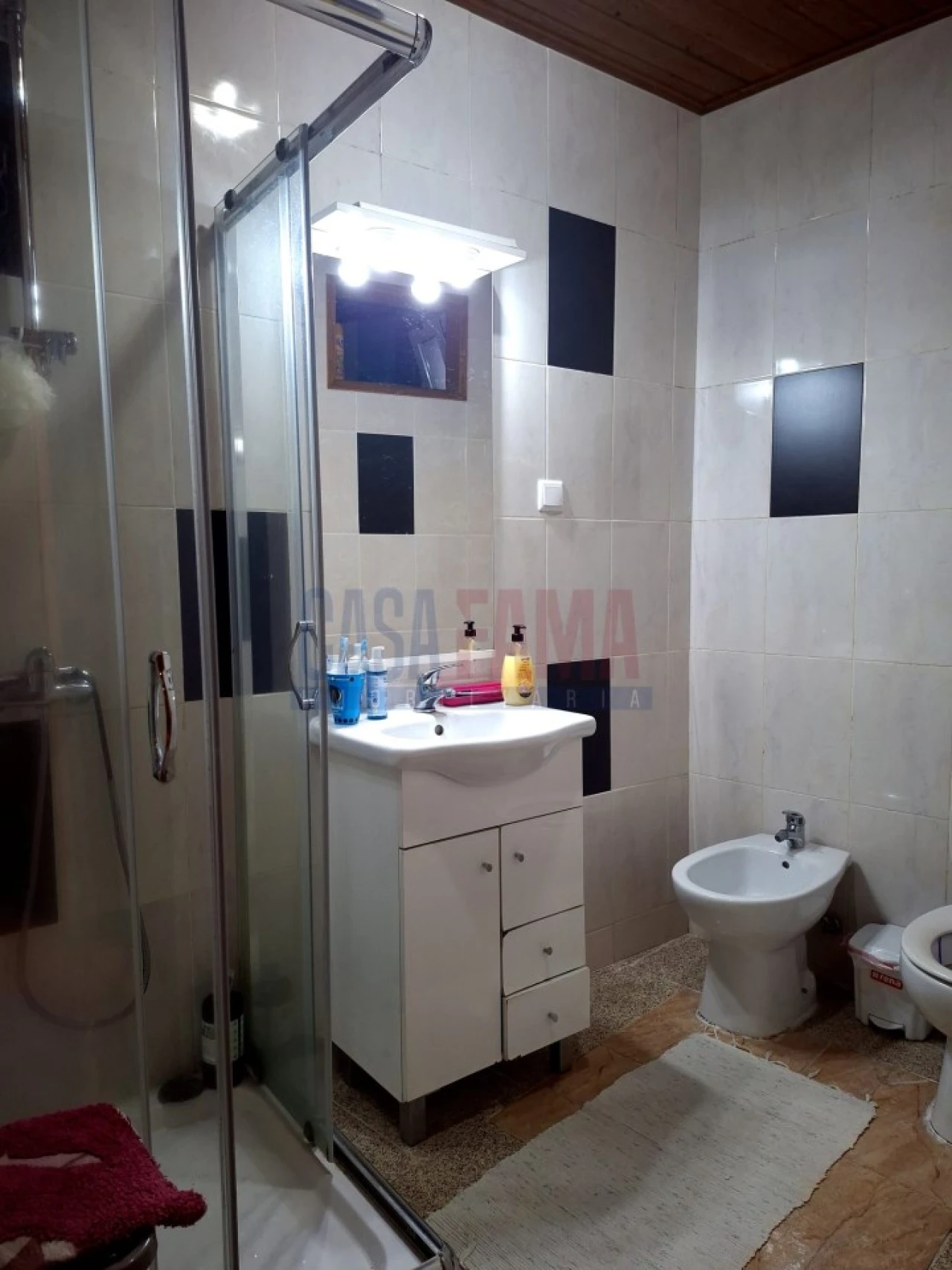 Moradia T4 para Venda em Covilhã e Canhoso Foto 6