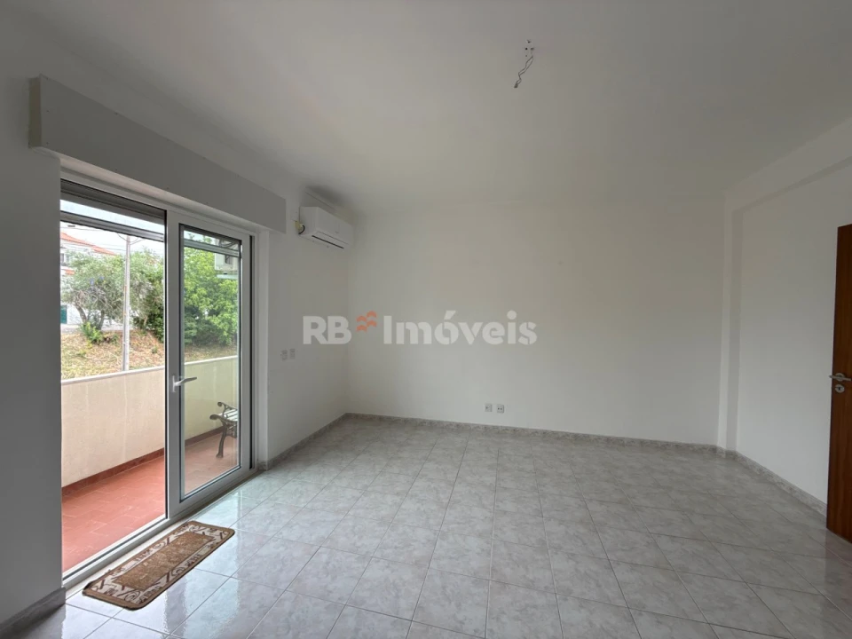 Apartamento T2 para Venda em Abrantes (São Vicente e São João) e Alferrarede Foto 2