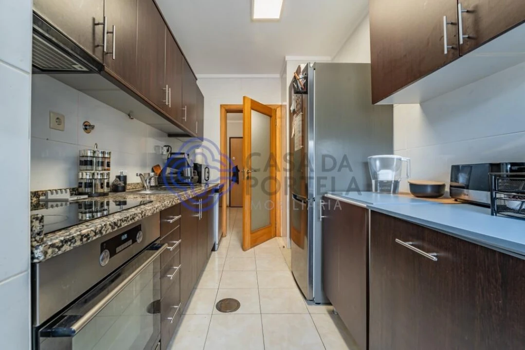 Apartamento T2 para Venda em Canelas Foto 10